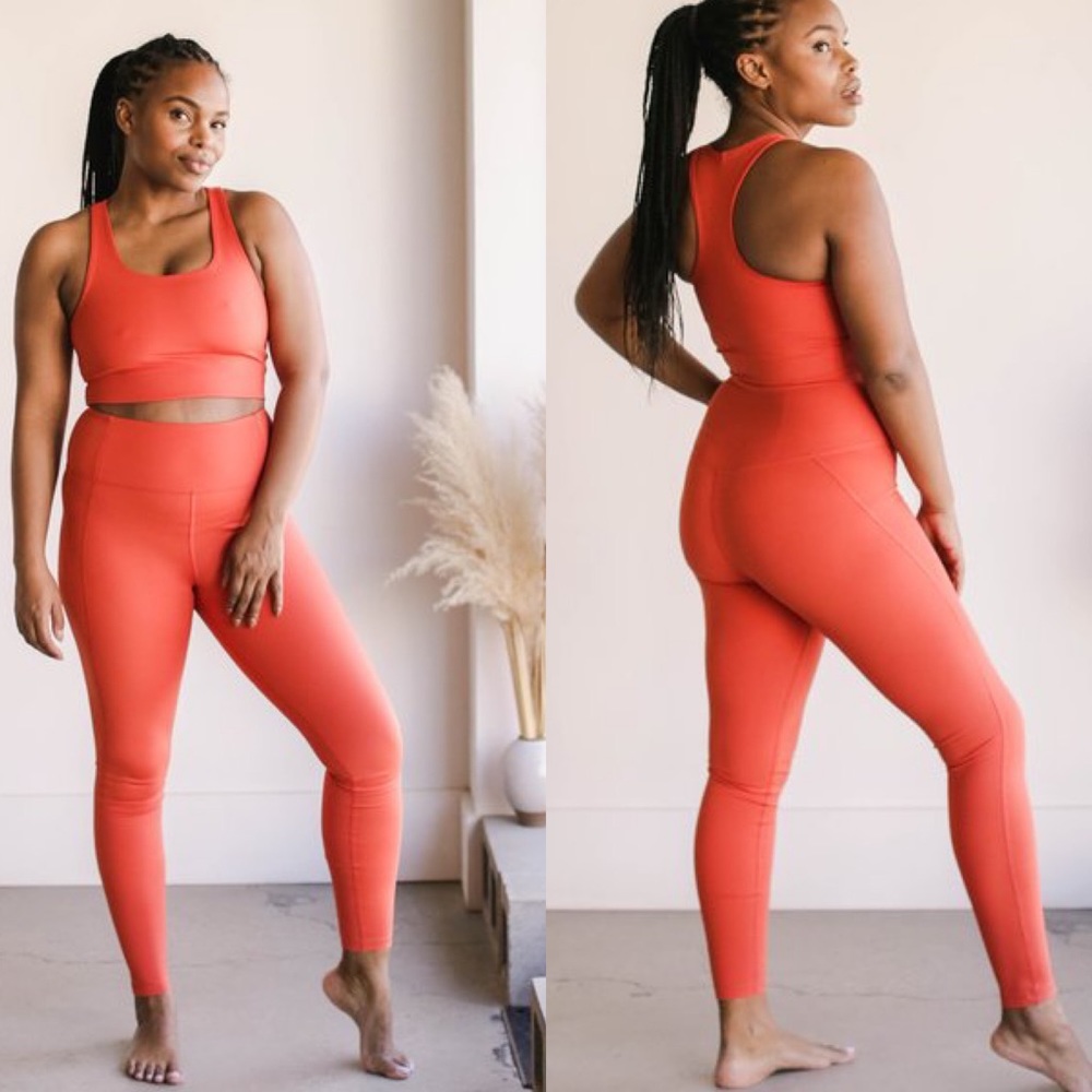 New Girlfriend Collective High Waist Compressive Capri Leggings In Tart Size S